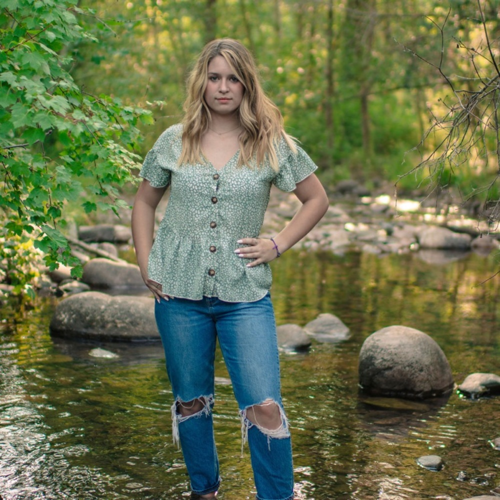 Meet your Posher, Addison